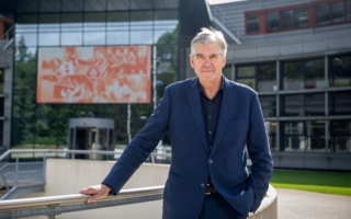 Frank Paauw Re-Elected as KNVB President